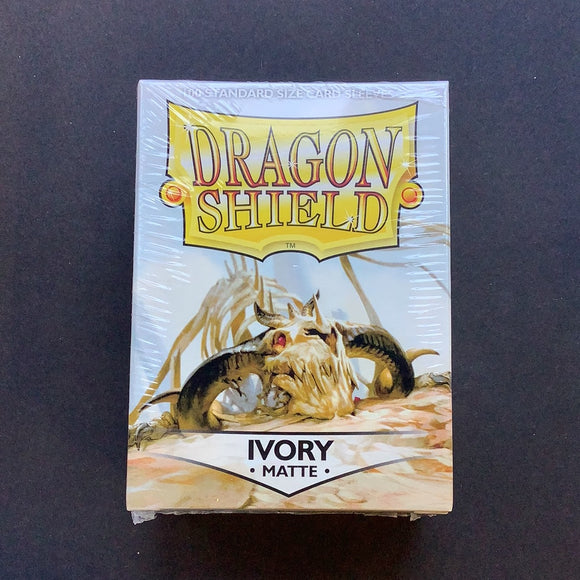 Dragon Shield - 100 Standard size card sleeves - Ivory Matte