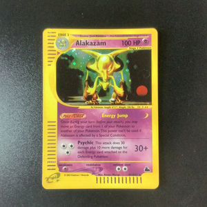 *Pokemon Skyridge - Alakazam - H01/H32 - Used Holo rare card